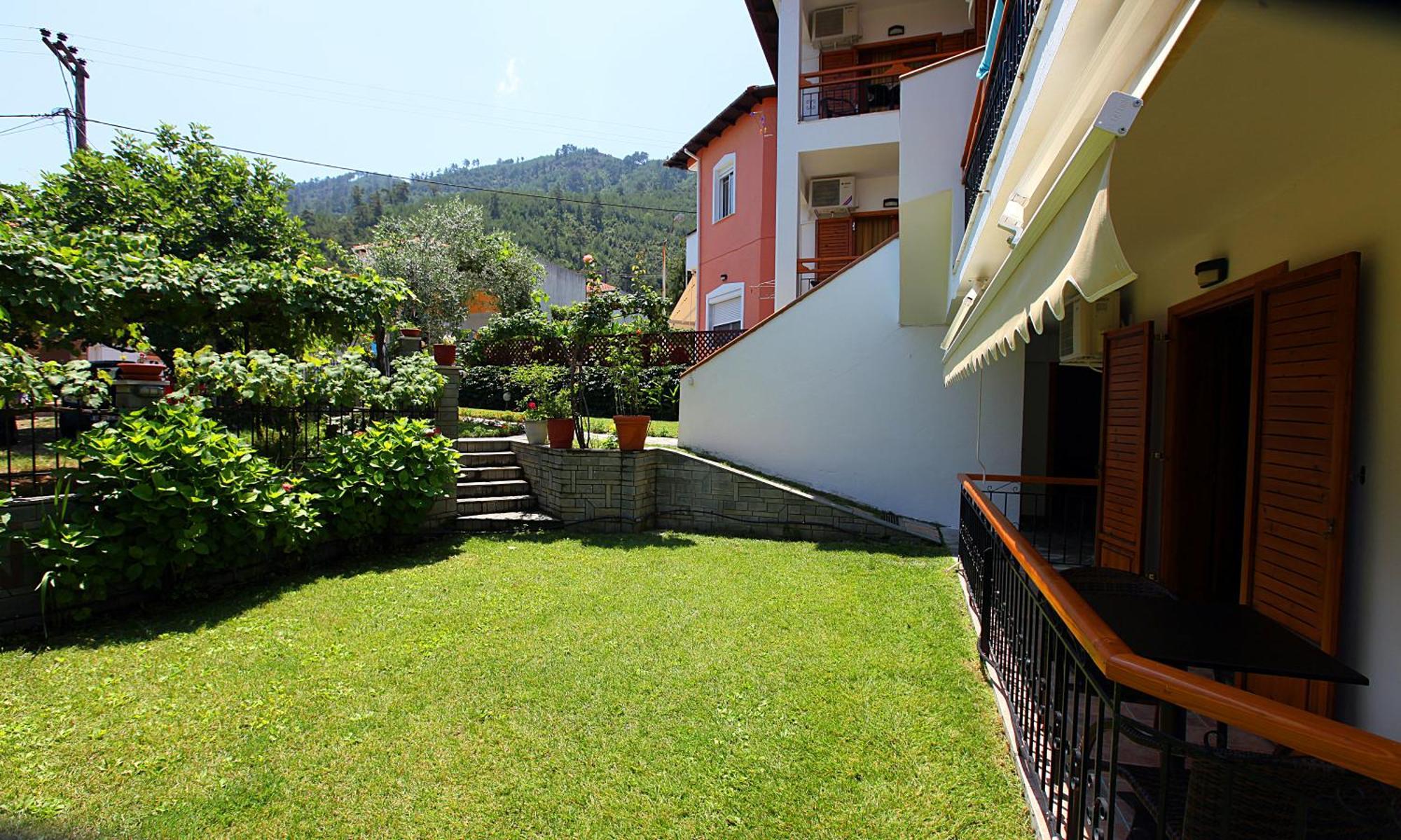 Nama Apartments Скала-Потамьяс Екстер'єр фото